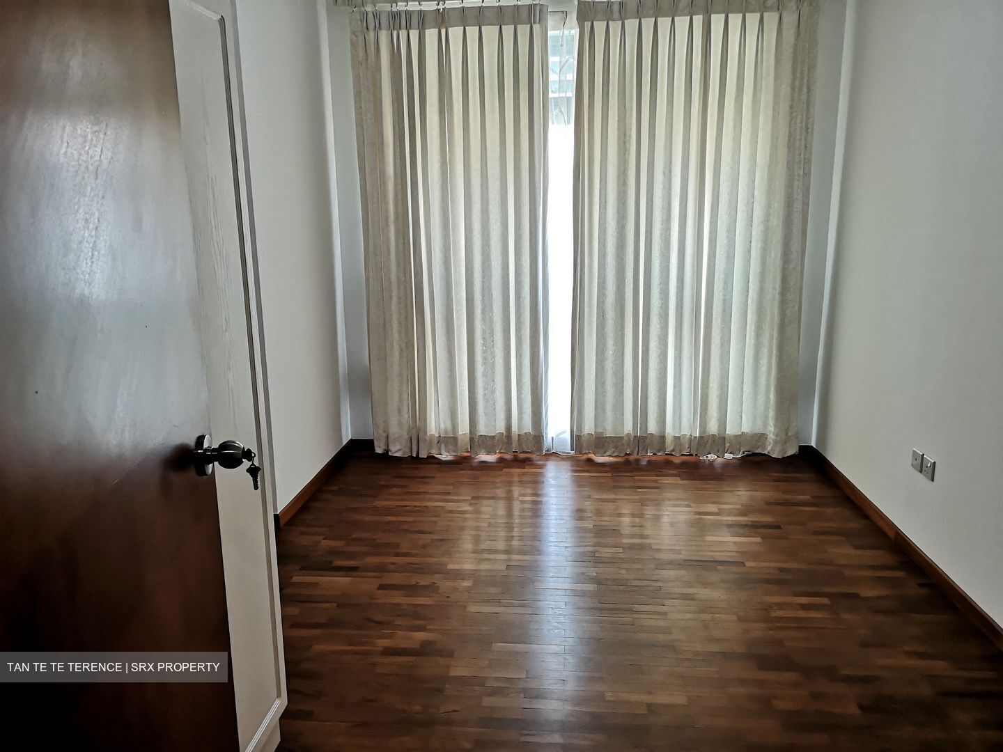 Sims Residences (D14), Apartment #484277381